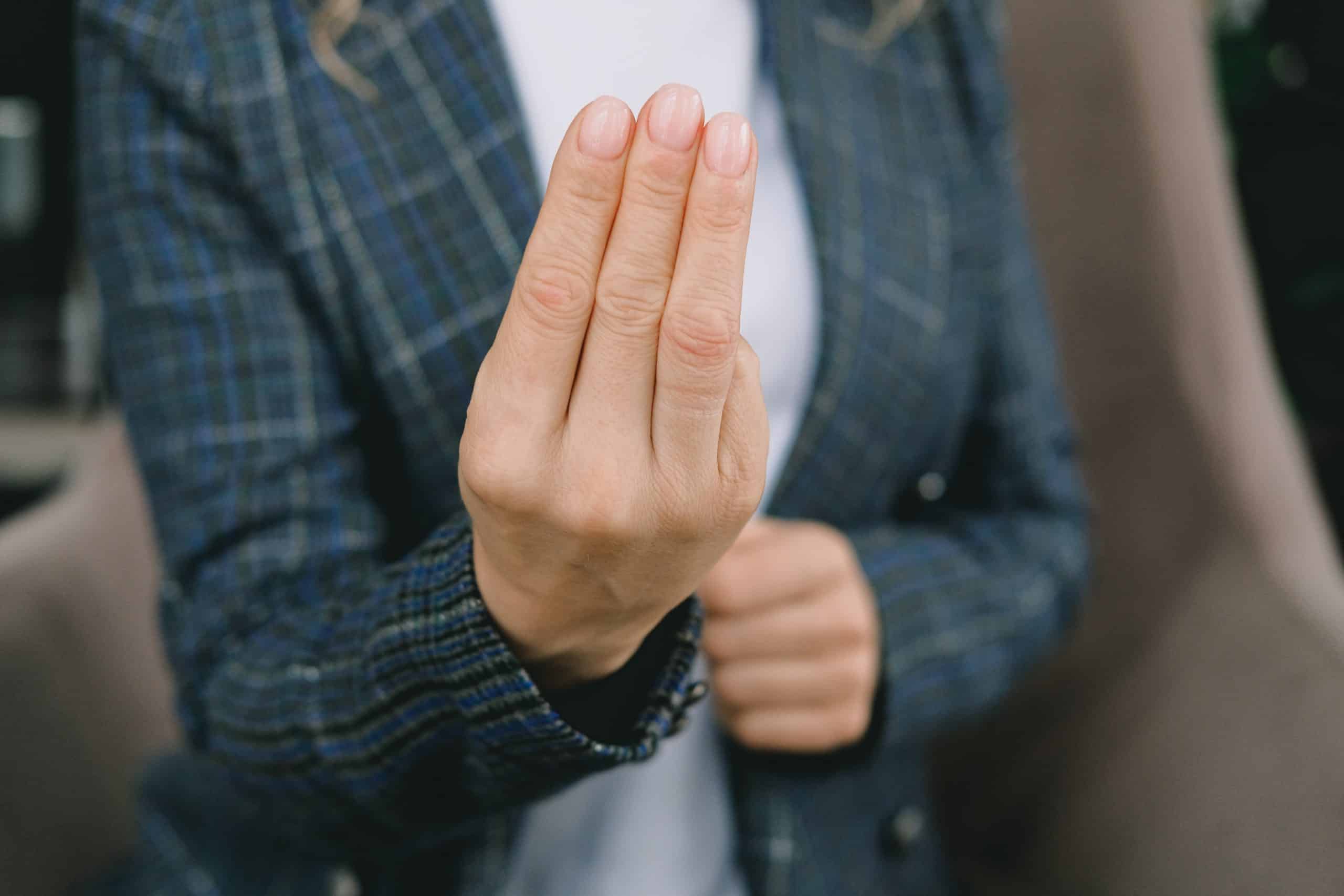 Få styr på dit kropssprog med nonverbal kommunikation